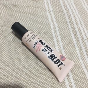 Soap and Glory One Heck of a Blot Primer
